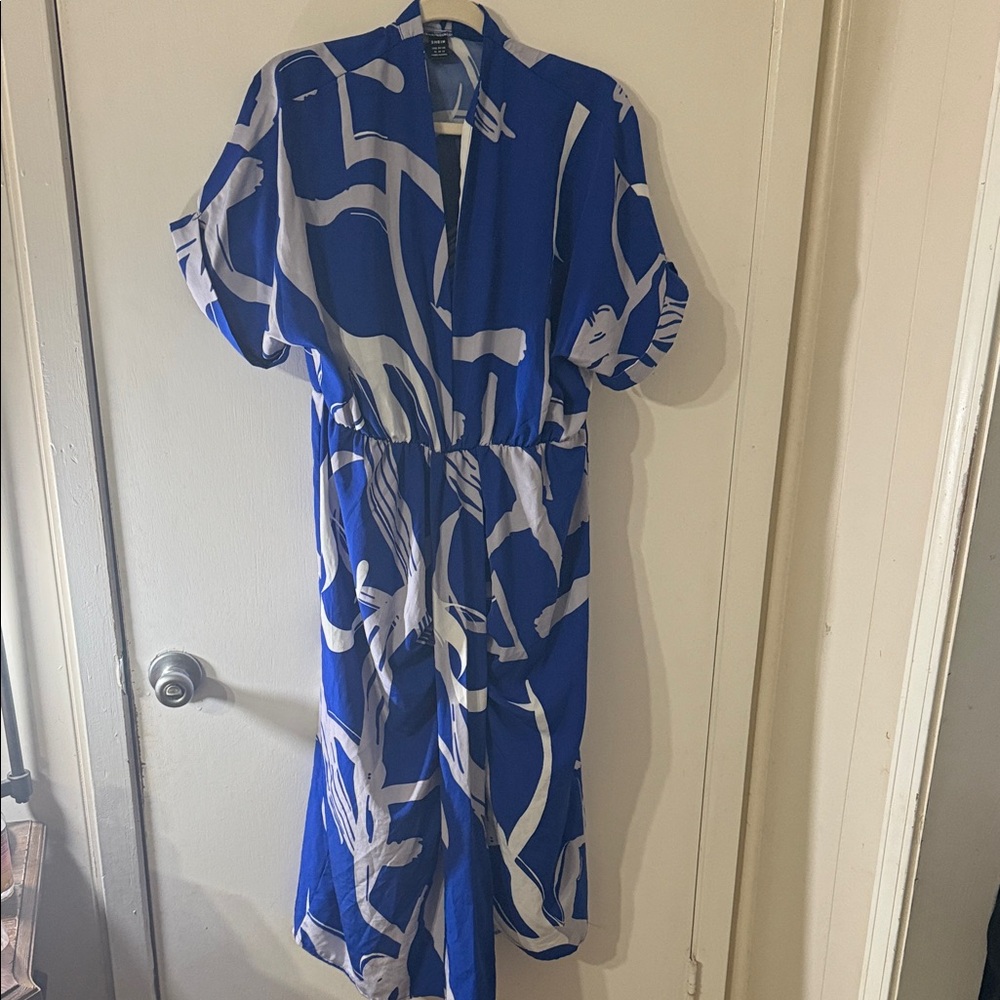 SHEIN Blue and White Abstract Midi Dress